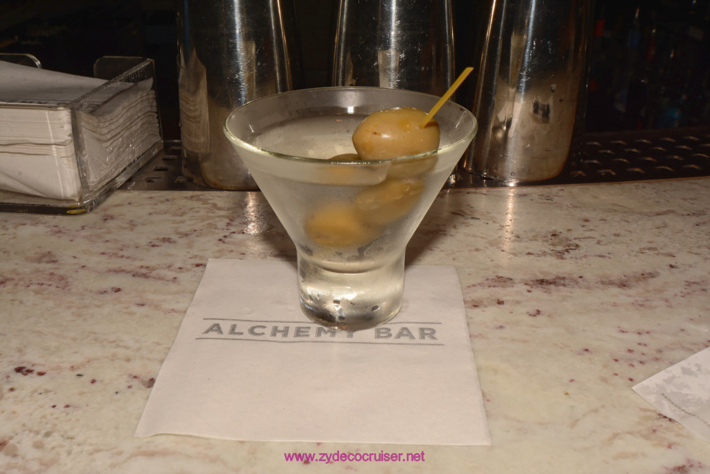 047: Carnival Horizon Cruise, Sea Day 2, Grey Goose Martini, Extra Dry, Blue Cheese Olives, Alchemy Bar
