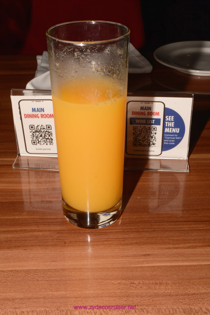 035: Carnival Horizon Cruise, Sea Day 3,  Sea Day Brunch, Regular (included) orange juice
