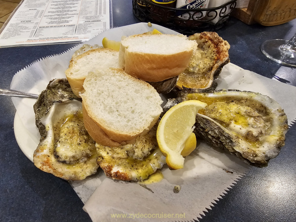 004: Carnival Valor Christmas Cruise, Pre-cruise, Char-Grilled Oysters