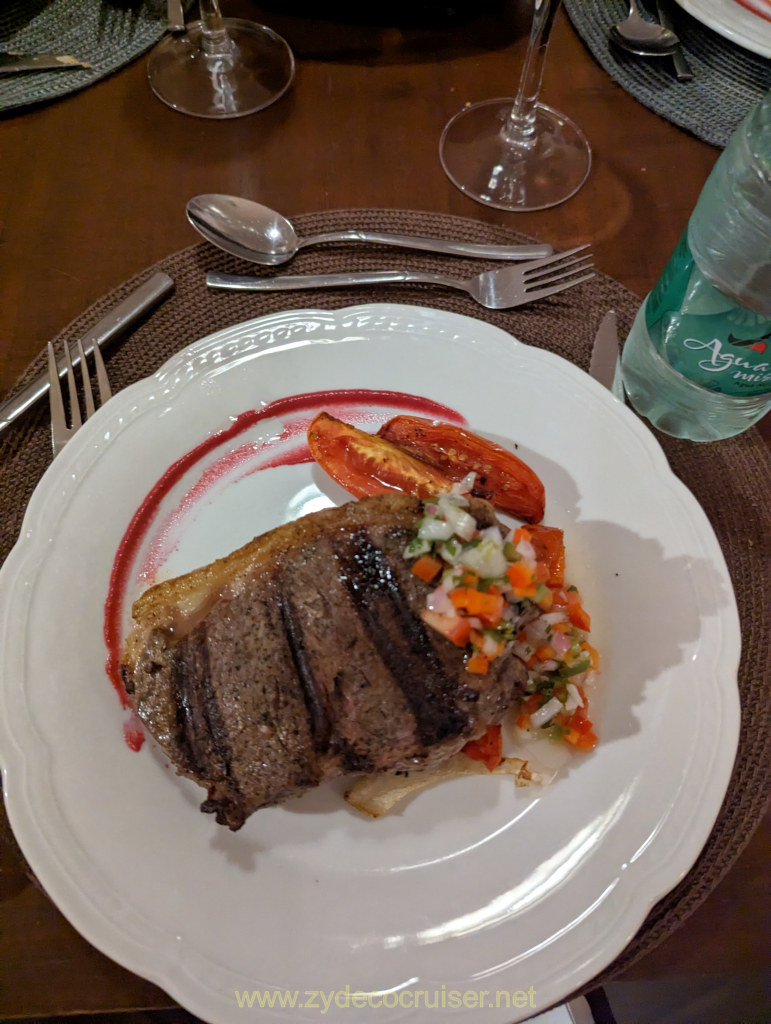 Loi Suites Iguazu Hotel, Sirloin Steak, grilled vegetables, and creole sauce