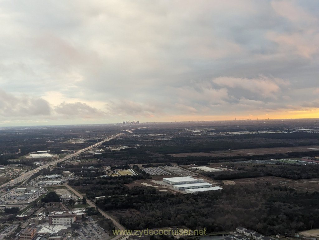 002: Approaching Houston Airport
