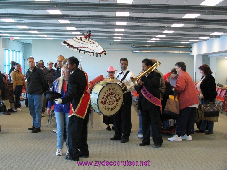 New Orleans, Erato Street Cruise Terminal, the band from the Riverwalk came over to say hello