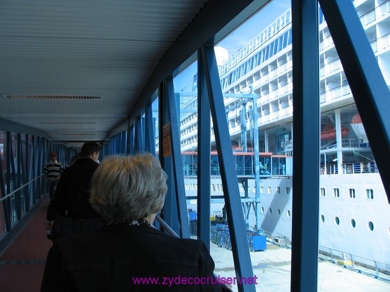New Orleans, Erato Street Cruise Terminal, on the gangway to the ship