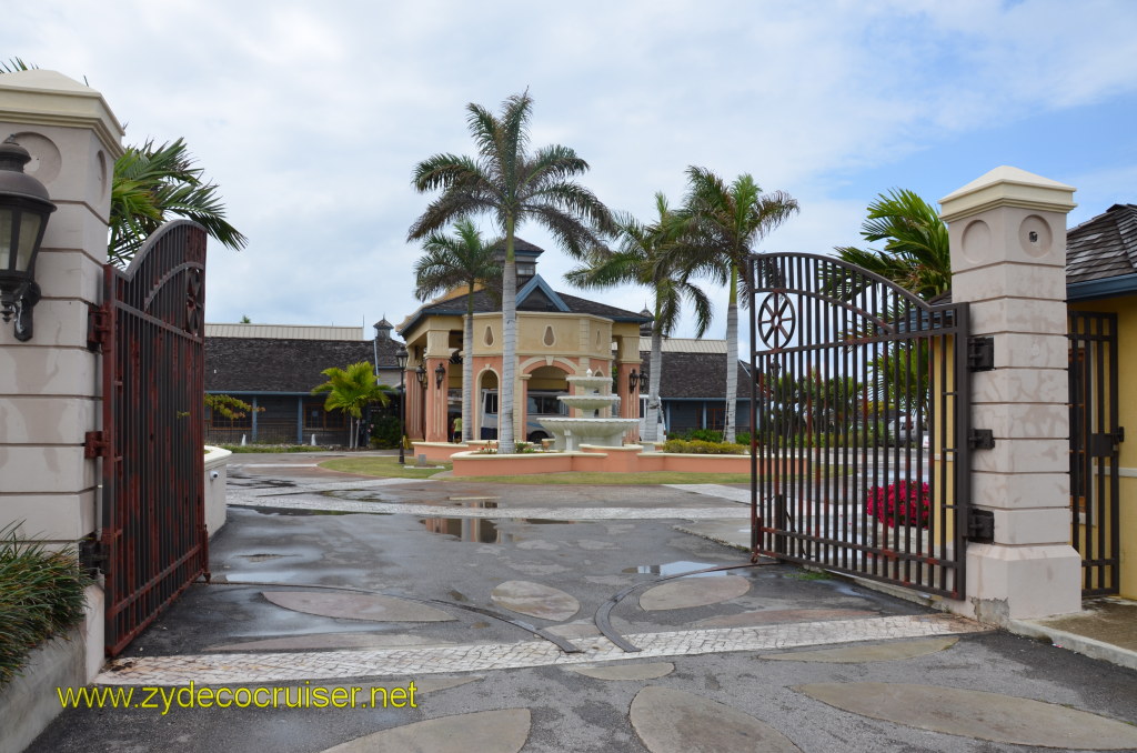 028: Carnival Magic, BC5, John Heald's Bloggers Cruise 5, Montego Bay, dios Shoppes at Rose Hall!