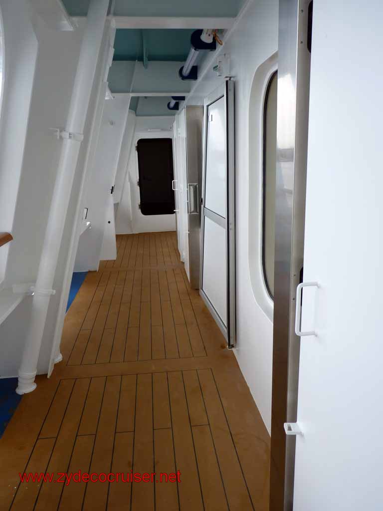 5519: Carnival Dream - Messina - Sealing off the Cove Balcony Doors