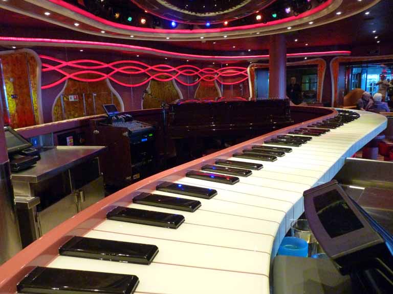 Carnival Dream Sam's Bar 3