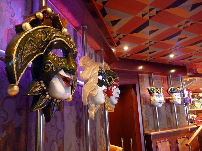 Carnival Dream Burgundy Lounge 2