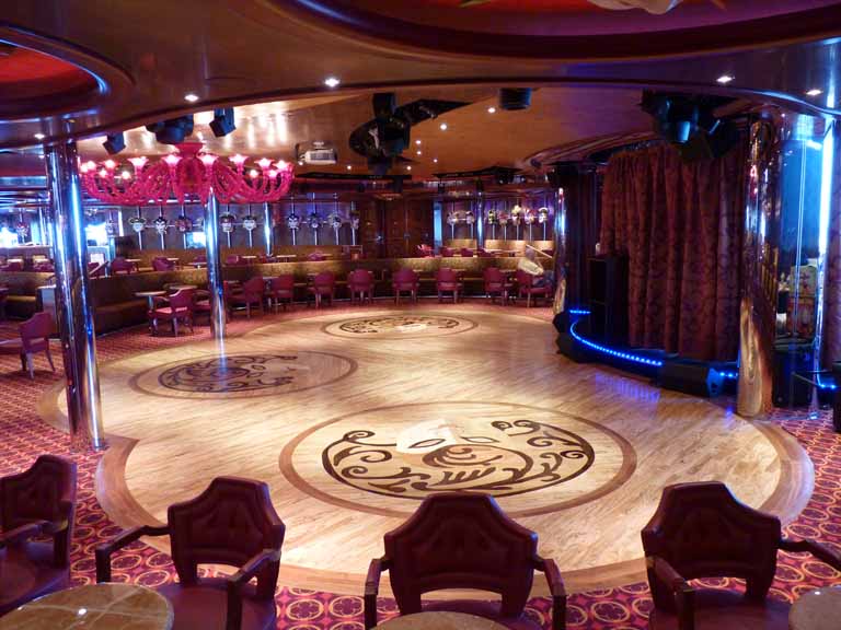 Carnival Dream Burgundy Lounge 9