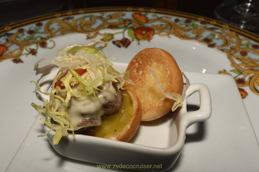 125: Carnival Legend, Fahrenheit 555 Steakhouse, Amuse-Bouche