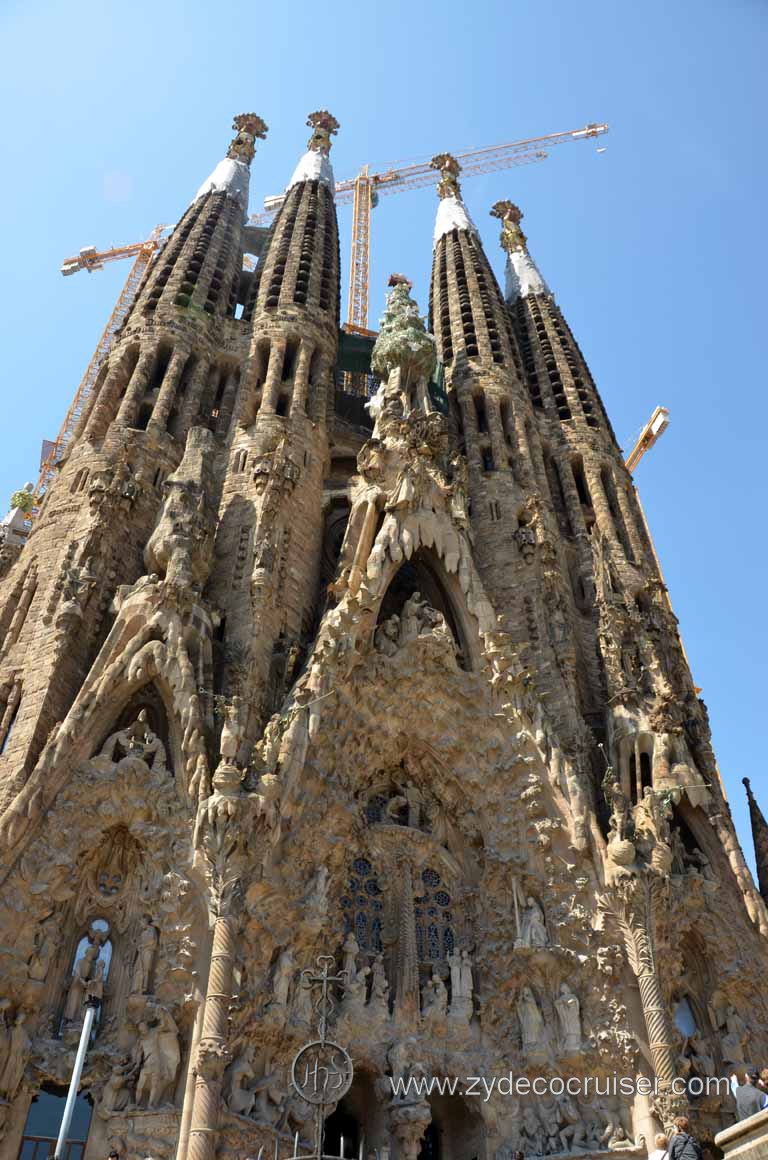 139: Carnival Magic, Grand Mediterranean, Barcelona, La Sagrada Familia
