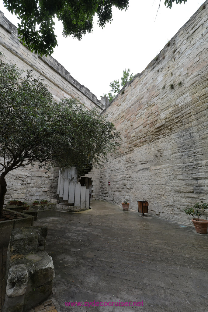 225: Carnival Vista Inaugural Cruise, Marseilles, Chateauneuf Du Pape & Avignon Tour, 