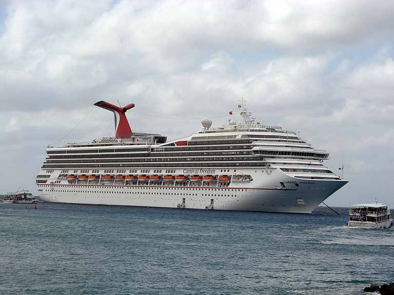 084: Carnival Freedom in Grand Cayman