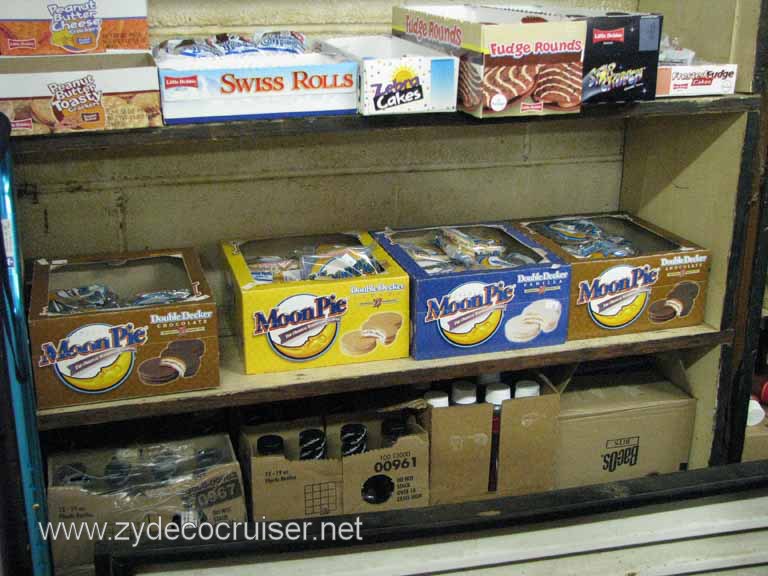 011: Moon's Grocery and Deli, Homer, LA - The dessert menu