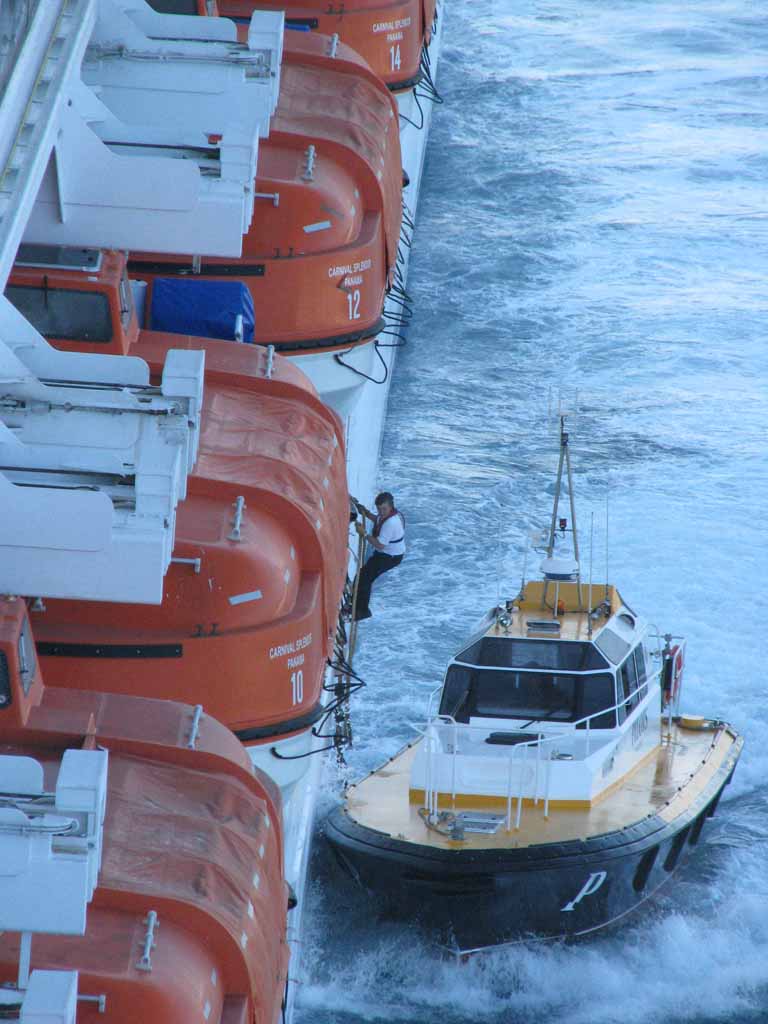 Pilot Boat, Carnival Splendor, Barcelona